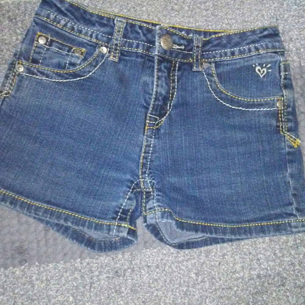 NWOT- JUSTICE JEAN SHORTS SIZE 12